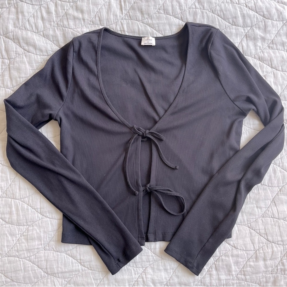 Aritzia Wilfred Black Tie-Front Top